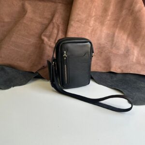L-68 Leather CrossBag