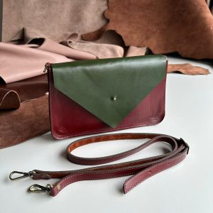 L-70 Cross Shoulder Bag