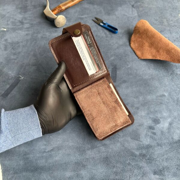 L-18 Heavy-Duty Bifold Wallet - Image 14