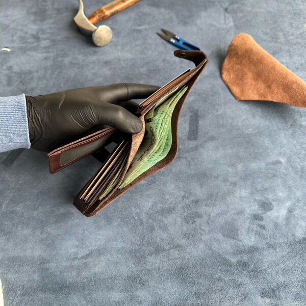 L-18 Heavy-Duty Bifold Wallet - Image 20