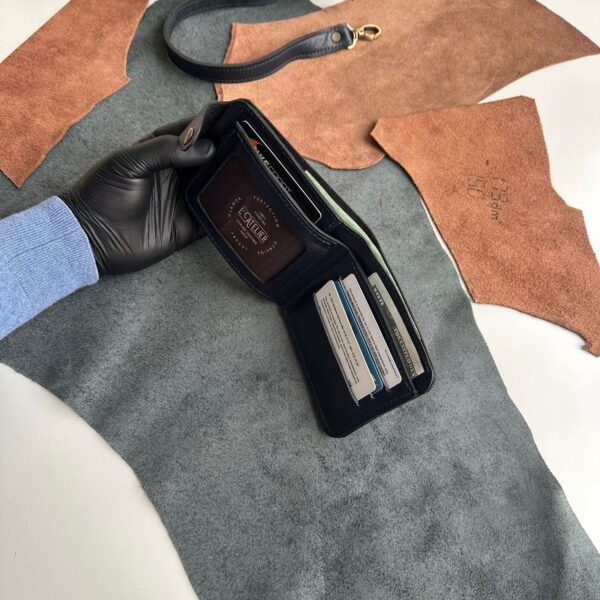 L-18 Heavy-Duty Bifold Wallet - Image 22