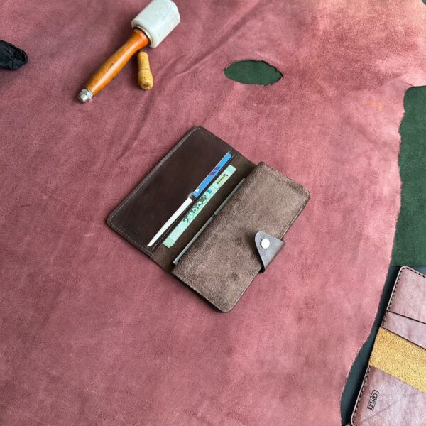 L-30 Long Leather Wallet - Image 15