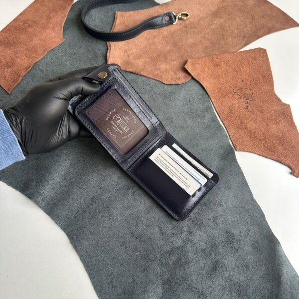 L-18 Heavy-Duty Bifold Wallet - Image 27