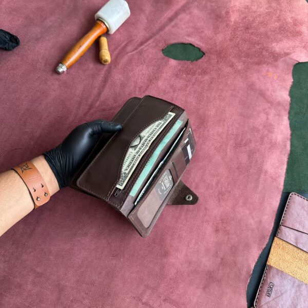 L-30 Long Leather Wallet - Image 19