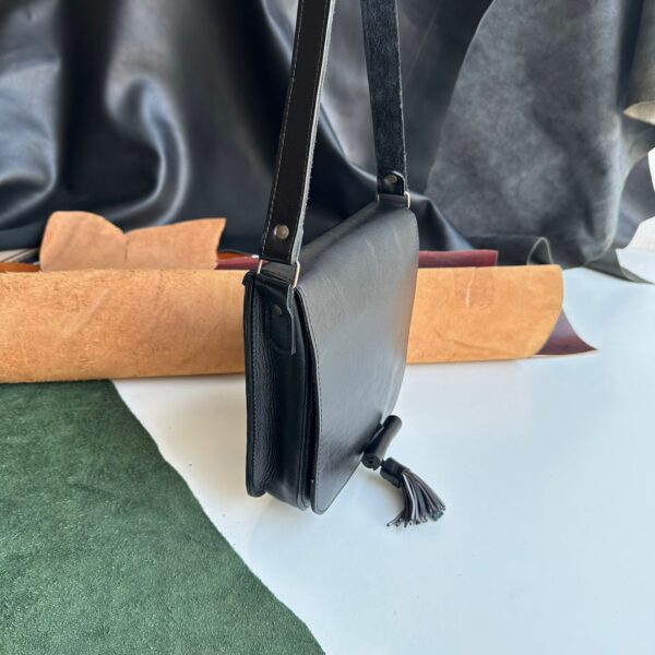 L-91 Leather Crossbag - Image 18