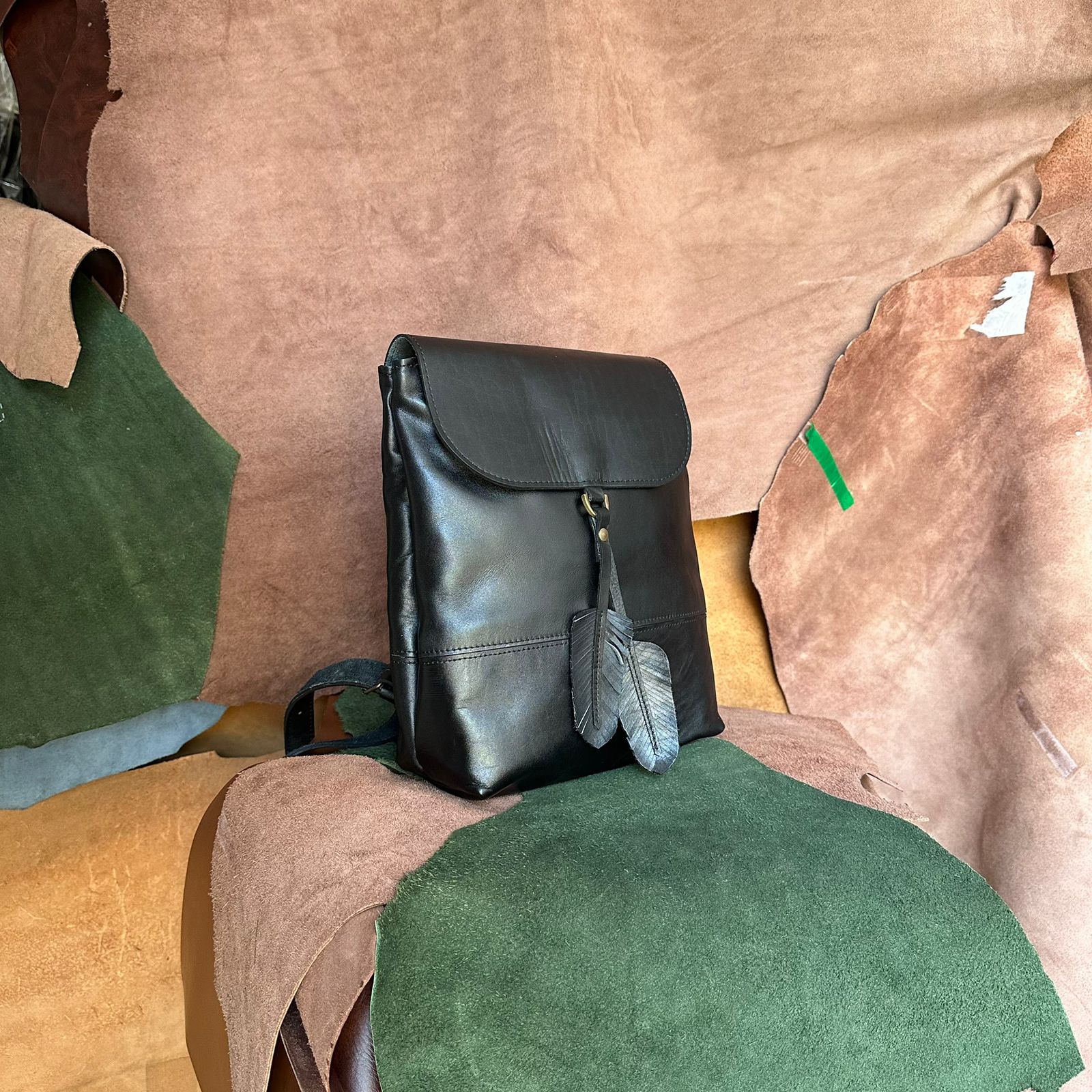 L-94 Leather Backpack - Image 14