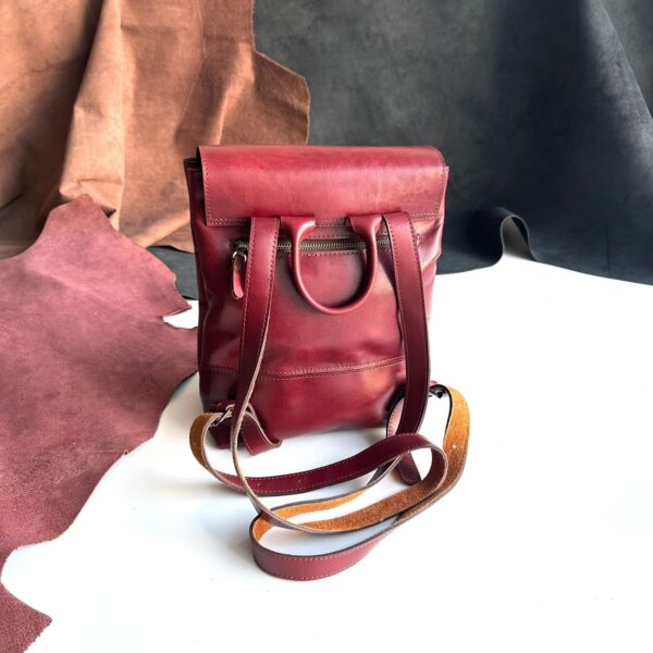 L-94 Leather Backpack - Image 3