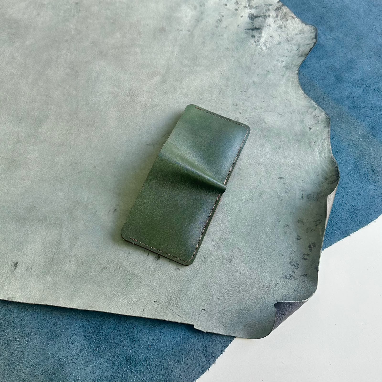 L-97 Leather Wallet - Image 8