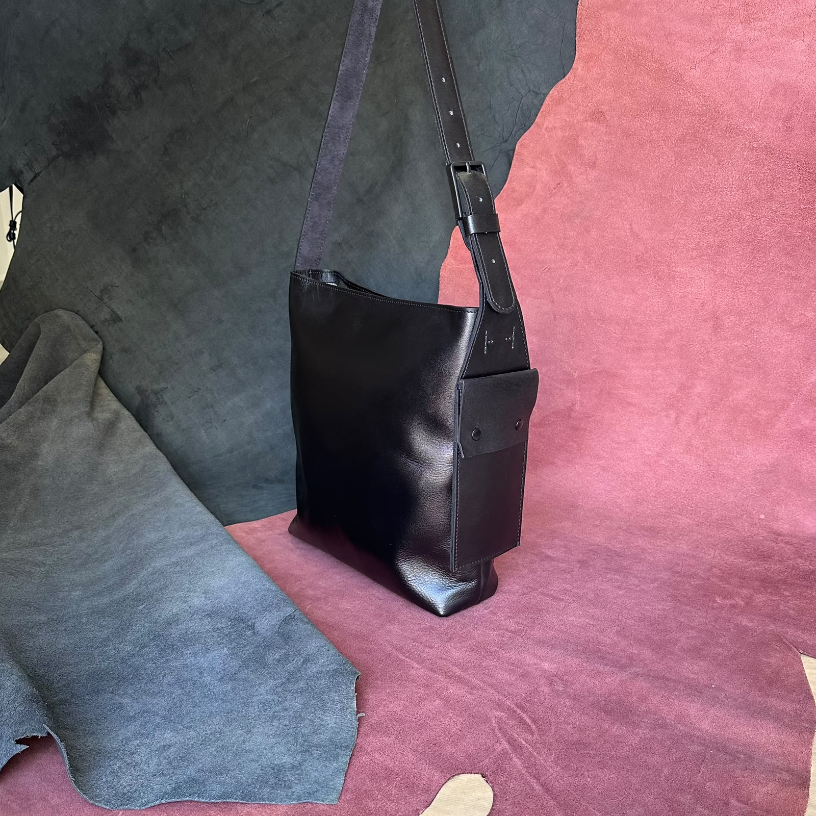 L-14 Leather Tote - Image 2